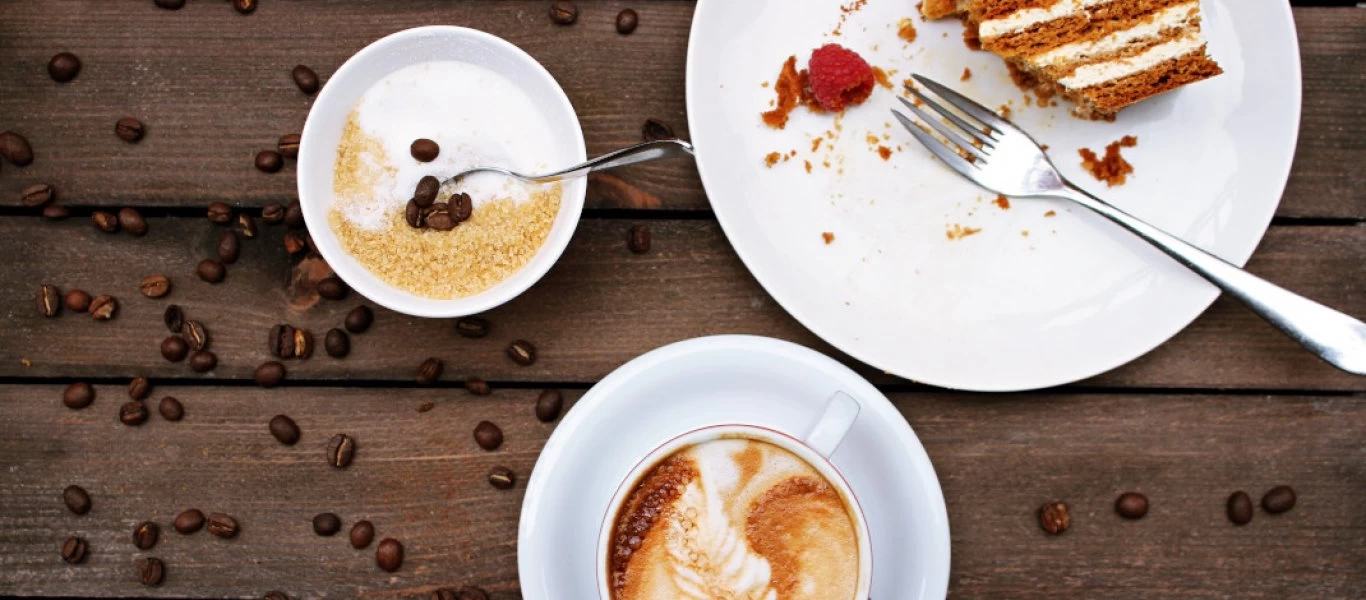 Το κεικ καπουτσίνο που θα σας μείνει αξέχαστο! (φωτό)